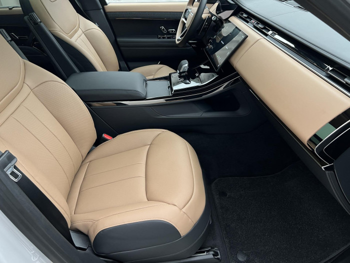 Land Rover Range Rover Sport D350 AUTOBIOGRAPHY REZERVACE 3.0 d