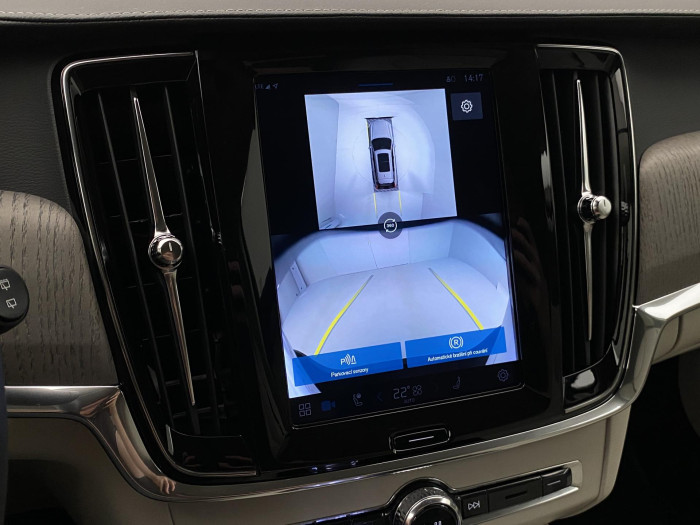 Volvo V90 T6 AWD Plug-in DARK PLUS AUT