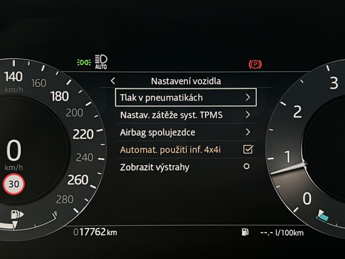 Land Rover Range Rover Evoque P250 DYNAMIC SE AWD AUT CZ 2.0 Dynamic SE