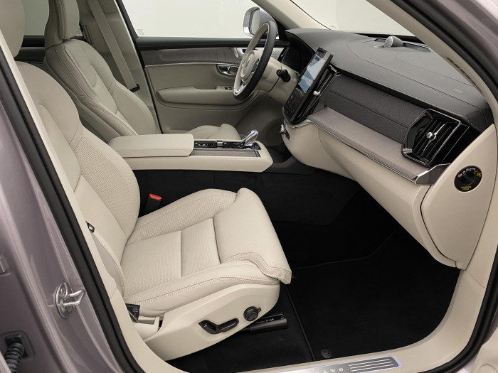 Volvo XC90 T8 AWD RECHARGE BRIGHT PLUS 7m