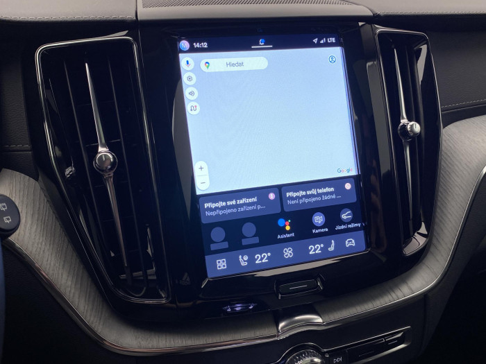 Volvo XC60 T8 AWD PLUG-IN DARK ULTRA CZ