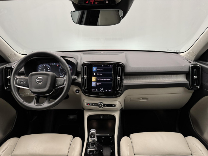 Volvo XC40 B4 INSCRIPTION AUT CZ 1 .maj