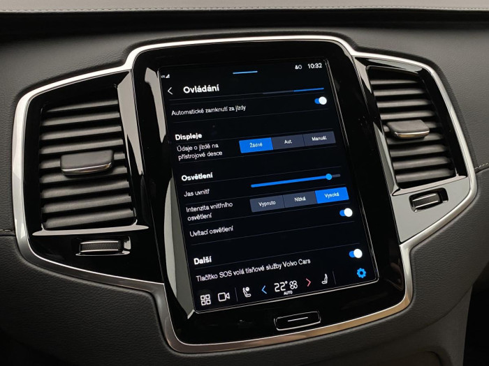 Volvo XC90 T8 AWD AT RECHARGE BRIGHT PLUS 2.0 AT Plus