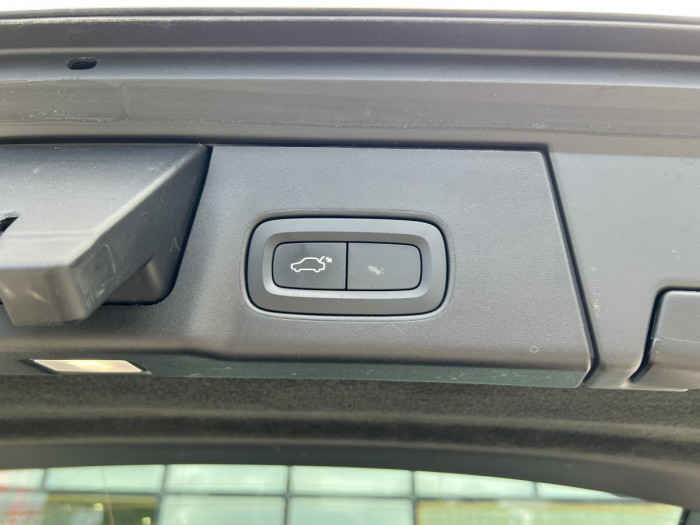 Volvo V90 D3 INSCRIPTION 1.maj. 2.0 d