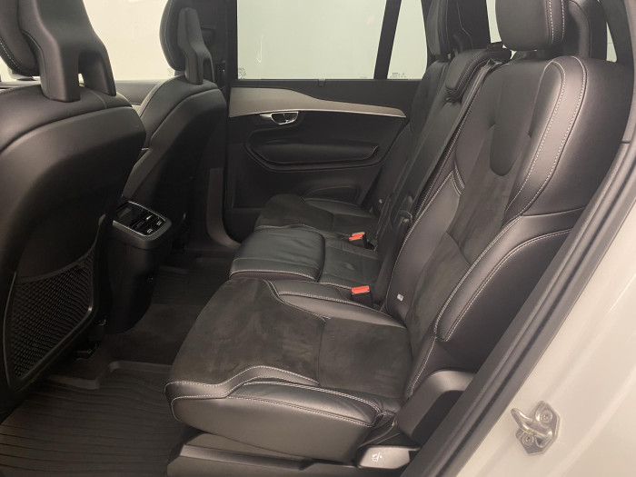 Volvo XC90 B5 AWD R-DESIGN AUT CZ