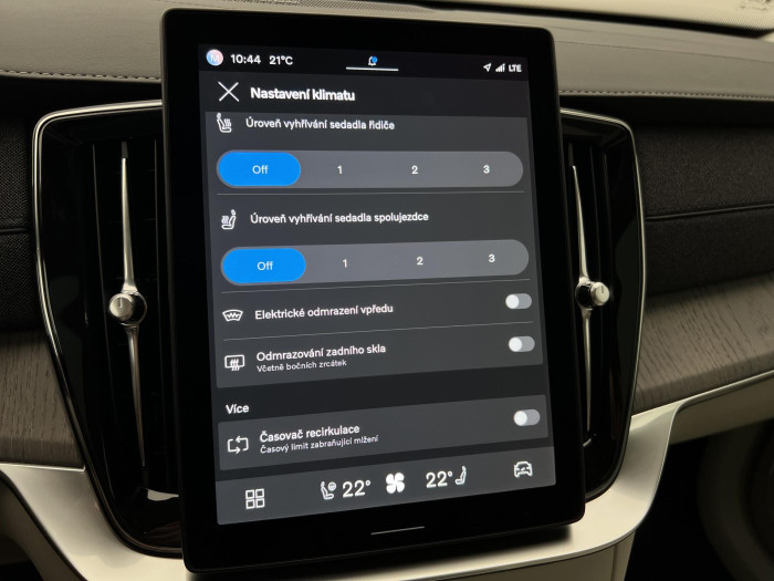 Volvo XC90 B5 AWD AUT BRIGHT PLUS 7-míst