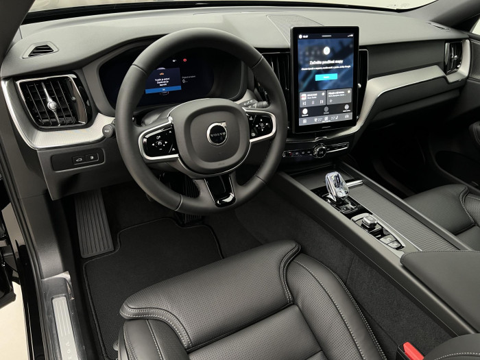 Volvo XC60 T8 AWD AUT RECHARGE BLACK PLUS