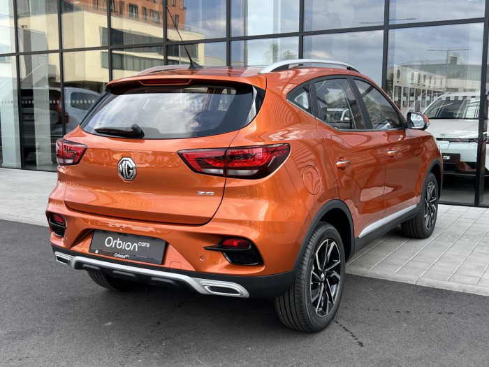 MG ZS ELEGANCE - ZIMNÍ PNEU ZDARMA* 1.0 Elegance