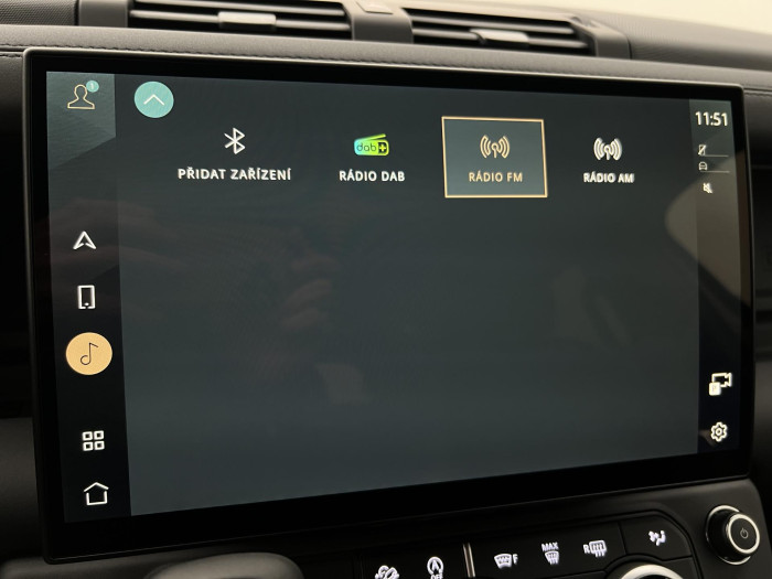 Land Rover Defender 110 D250 X-DYNAMIC SE AWD Aut 3.0 d Dynamic SE