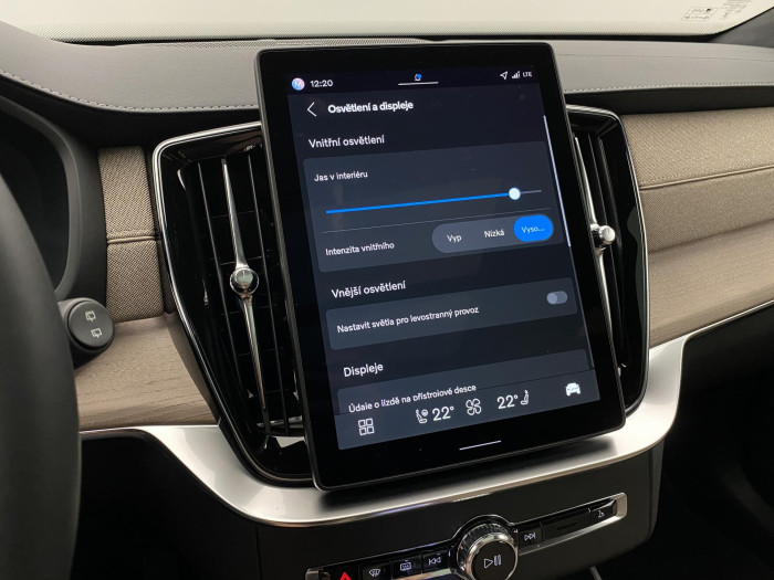 Volvo XC90 T8 AWD RECHARGE DARK ULTRA 7