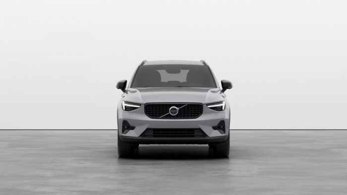 Volvo XC40 B3 AUT DARK PLUS