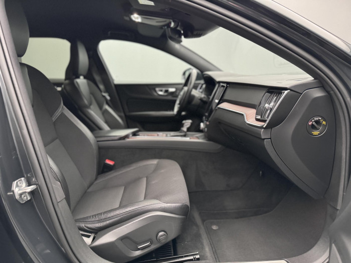 Volvo V60 D4 MOMENTUM AUT 2.0 d Momentum