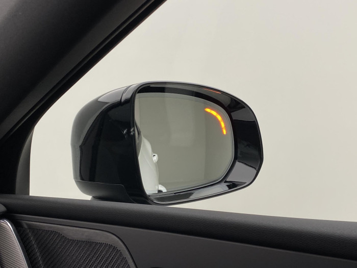 Volvo XC60 B5 AWD AUT PLUS BLACK EDITION