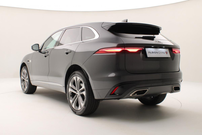 Jaguar F-Pace D300 R-DYNAMIC SE REZERVACE 3.0 d Dynamic SE