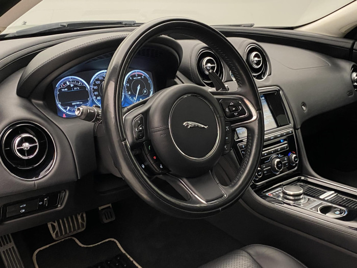 Jaguar XJ 3.0 V6D AUT 3.0 d