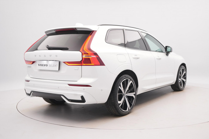 Volvo XC60 T6 RECHARGE AWD PLUS