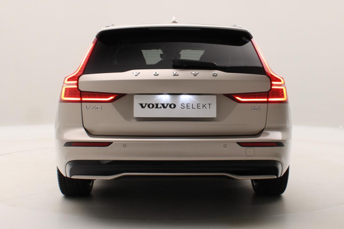 Volvo V60 B4 PLUS DARK AUT CZ 1.maj. 2.0 Plus