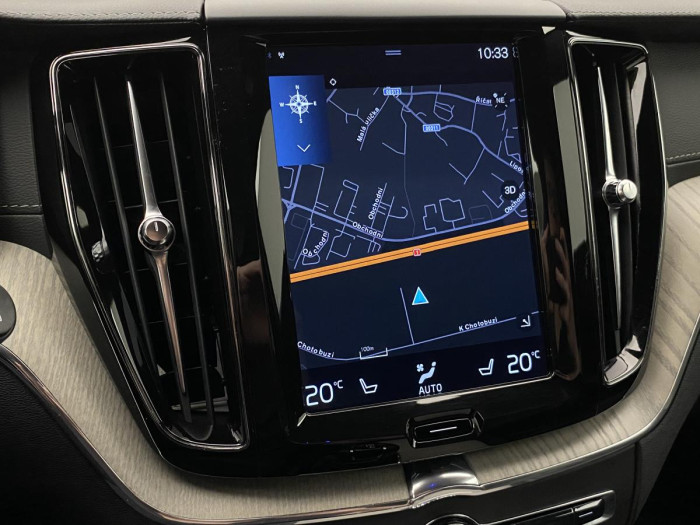 Volvo XC60 T5 AWD INSCRIPTION REZERVACE