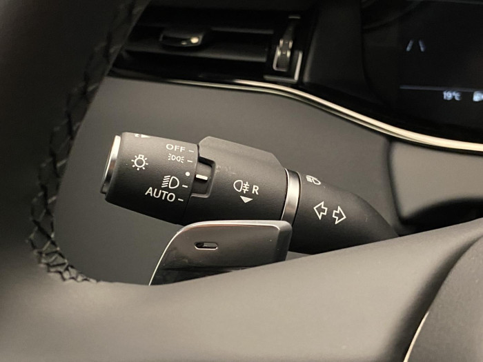 Land Rover Range Rover Evoque D200 R-DYNAMIC SE  AWD AUT 2.0 d Dynamic SE