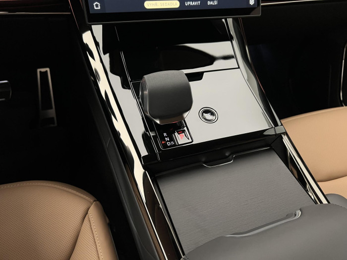 Land Rover Range Rover Sport D300 DYNAMIC SE REZERVACE 3.0 d Dynamic SE