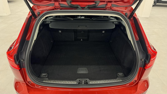Volvo V60 D4 MOMENTUM ADVANCED REZERVACE 2.0 d Momentum