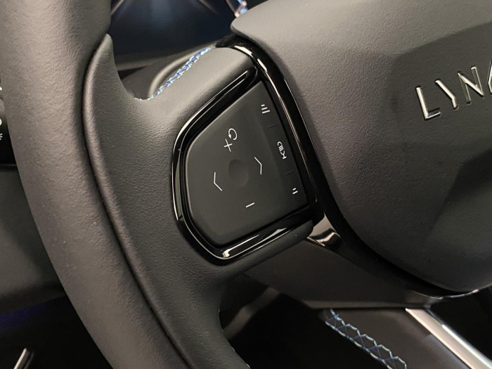 Lynk & Co 01 PHEV DCT AUT REZERVACE