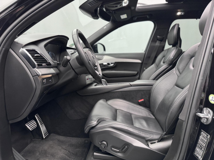 Volvo XC90 B5 AWD R-DESIGN AUT CZ