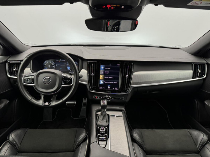 Volvo S90 T4 R-DESIGN AUT