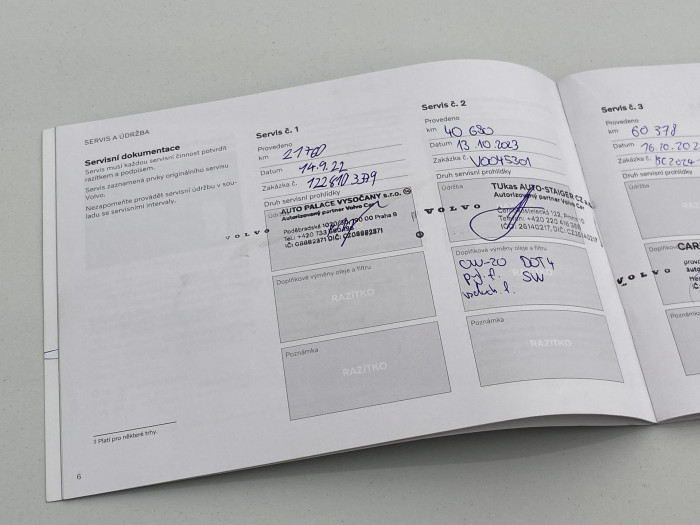 Volvo XC40 T3 KINETIC AUT CZ 1.maj