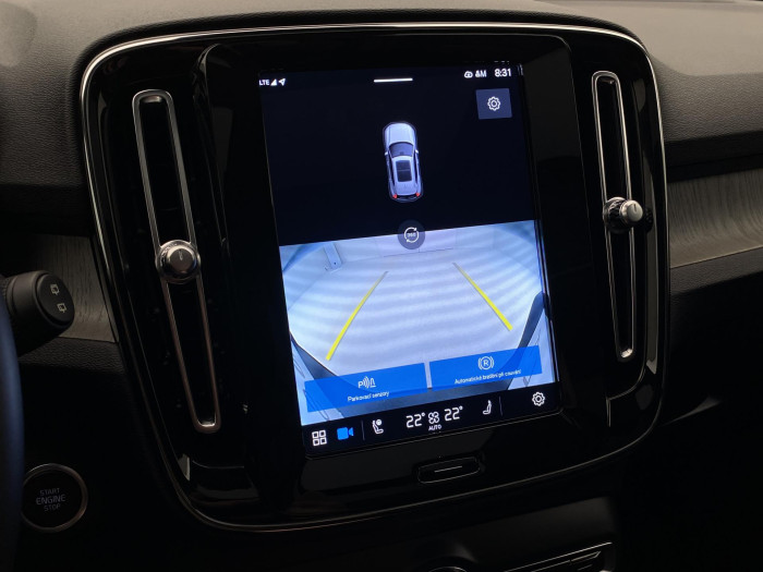 Volvo XC40 B4 AWD DARK ULTRA AUT CZ