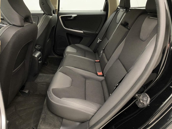 Volvo XC60 D3 AWD MOMENTUM PANORAMA 2.4 d Panorama Momentum
