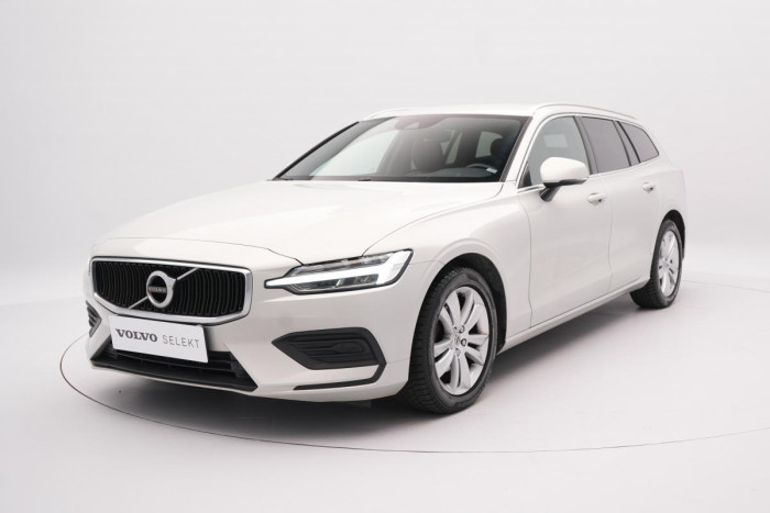 Volvo V60 D3 MOMENTUM PRO AUT REZERVACE 2.0 d Momentum