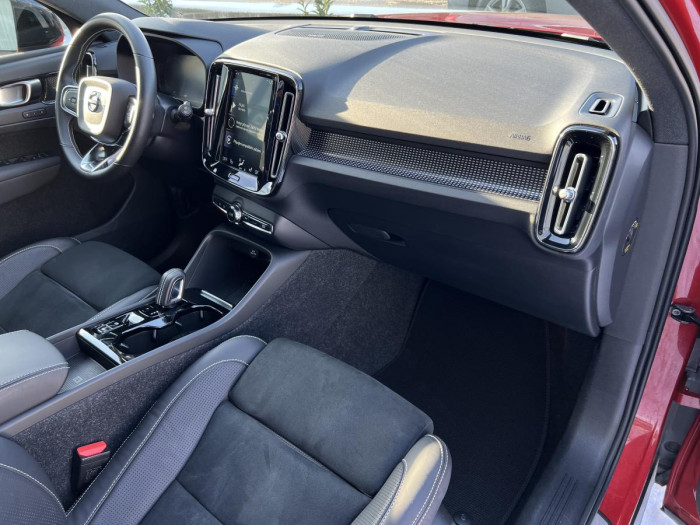 Volvo XC40 T5 R-DESIGN RECHARGE Aut 1.maj