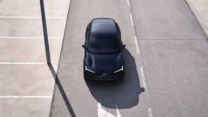 Volvo EX30 PURE ELECTRIC RECHAR. CORE RWD