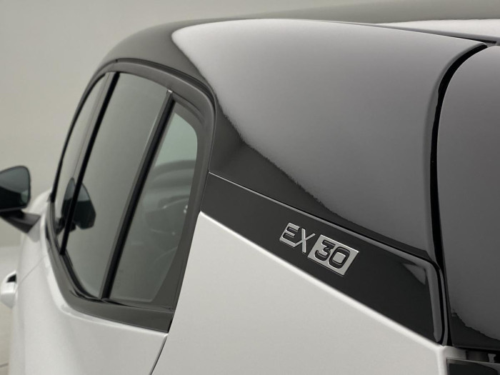 Volvo EX30 PURE ELECTRIC RECHAR. PLUS RWD