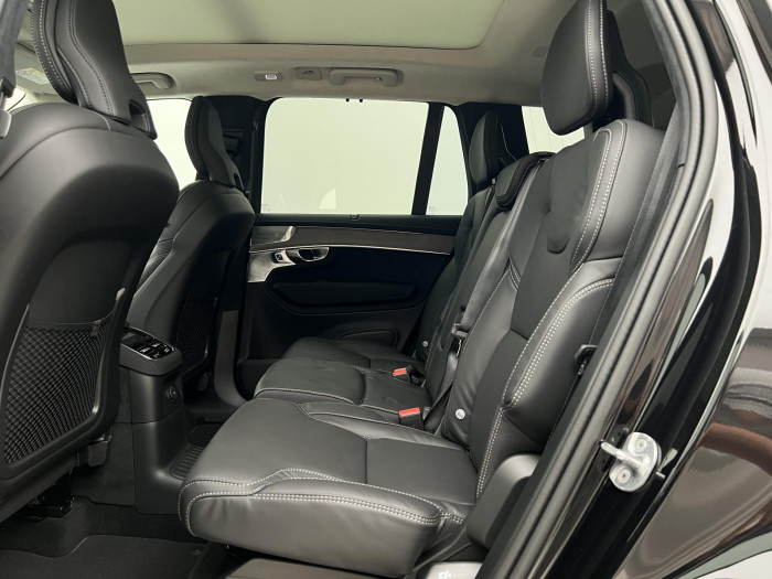 Volvo XC90 T8 AWD RECHARGE DARK ULTRA AUT
