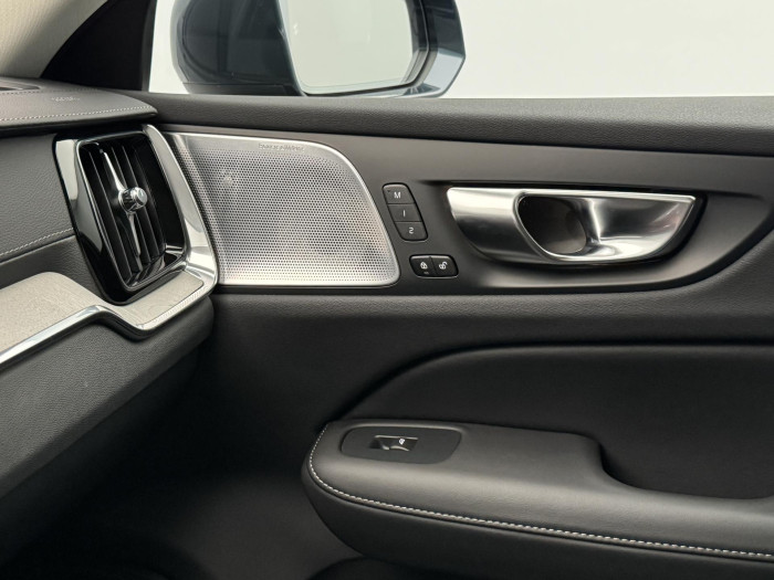 Volvo V60 CC B5 AWD ULTIMATE AUT 2.0 CC CC