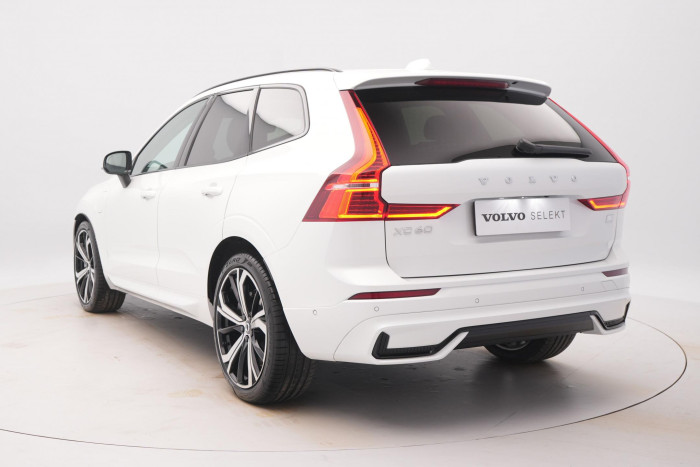 Volvo XC60 T6 RECHARGE AWD PLUS