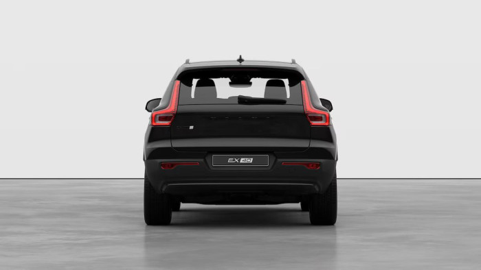 Volvo EX40 PURE ELECTRIC TWIN MOTOR PLUS