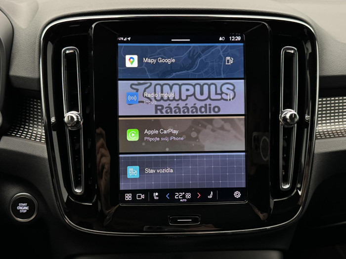 Volvo XC40 B3 DARK ULTRA CZ 1.maj