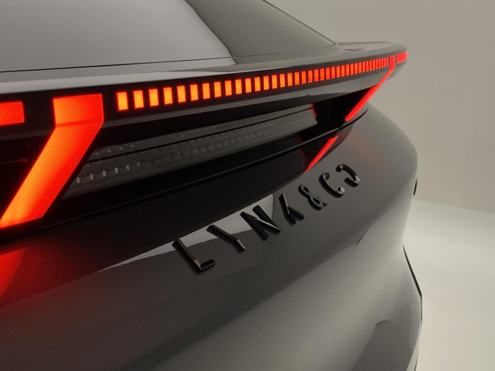 Lynk & Co 02 MORE EV