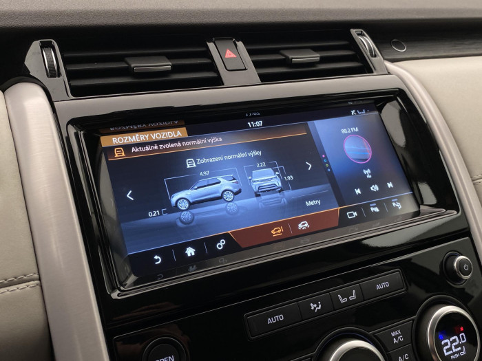 Land Rover Discovery SD6 HSE AWD AUT REZERVACE