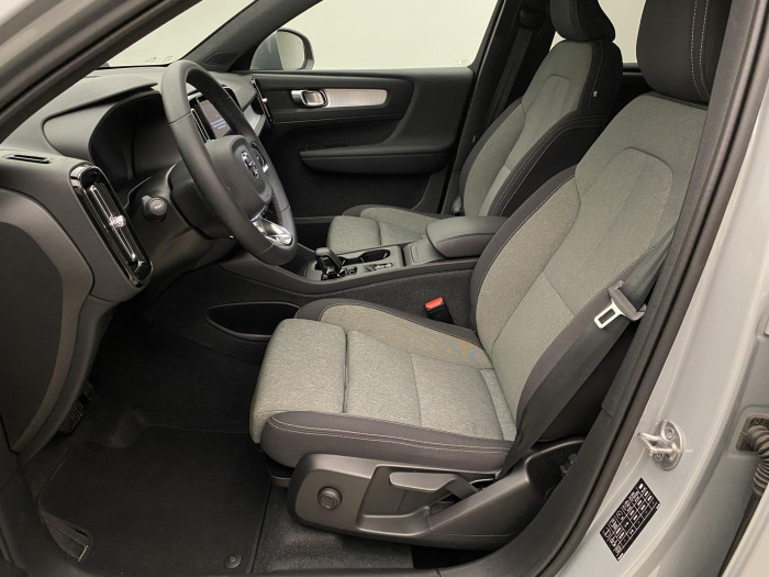 Volvo XC40 B4 CORE AUT 1.maj