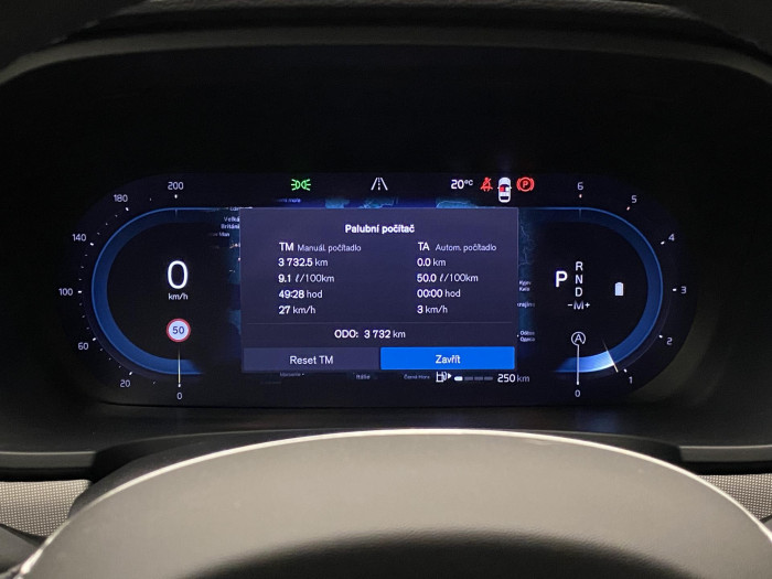 Volvo V90 CC B4 AWD PLUS AUT CZ 1.maj