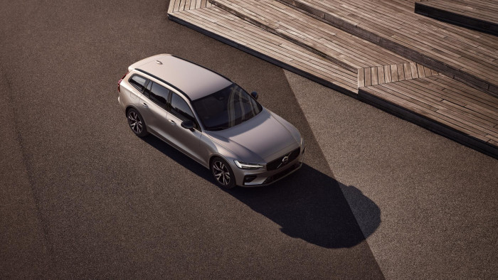 Volvo V60 B4 AUT DARK PLUS