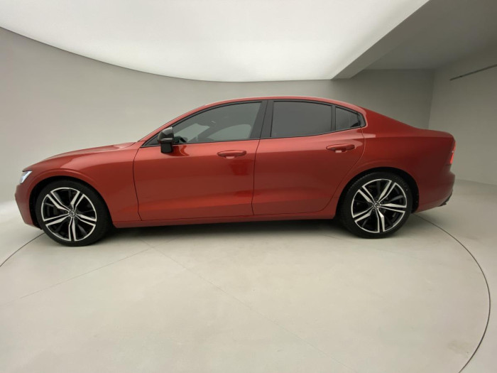 Volvo S60 B5 AWD R-DESIGN AUT REZERVACE
