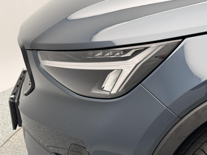 Volvo XC40 B3 AUT DARK PLUS