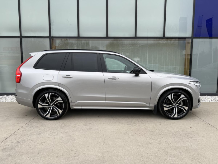 Volvo XC90 B5 AWD ULTIMATE DARK AUT 1.maj