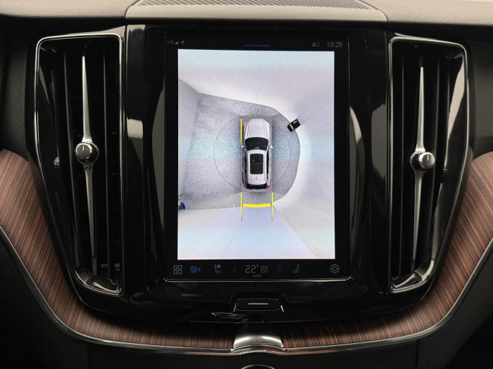 Volvo XC60 T8 AWD RECHARGE BRIGHT PLUS