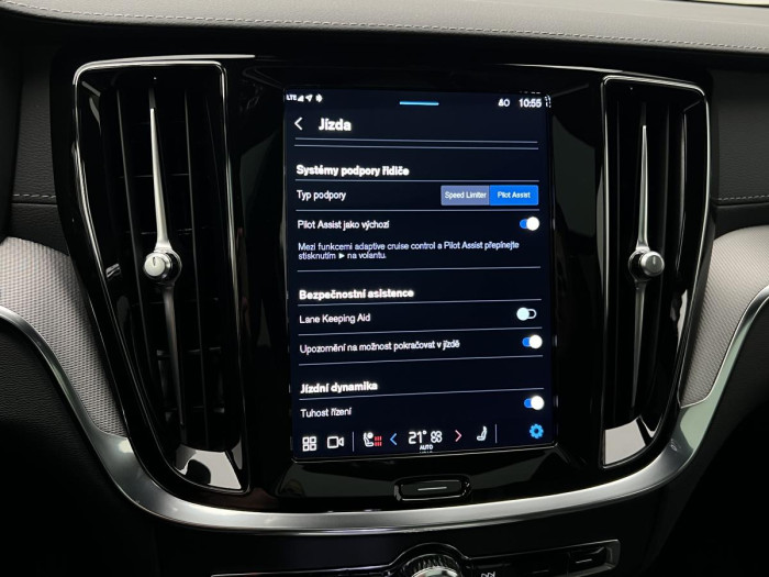 Volvo V60 CROSS COUNTRY B5 AWD Ultimate